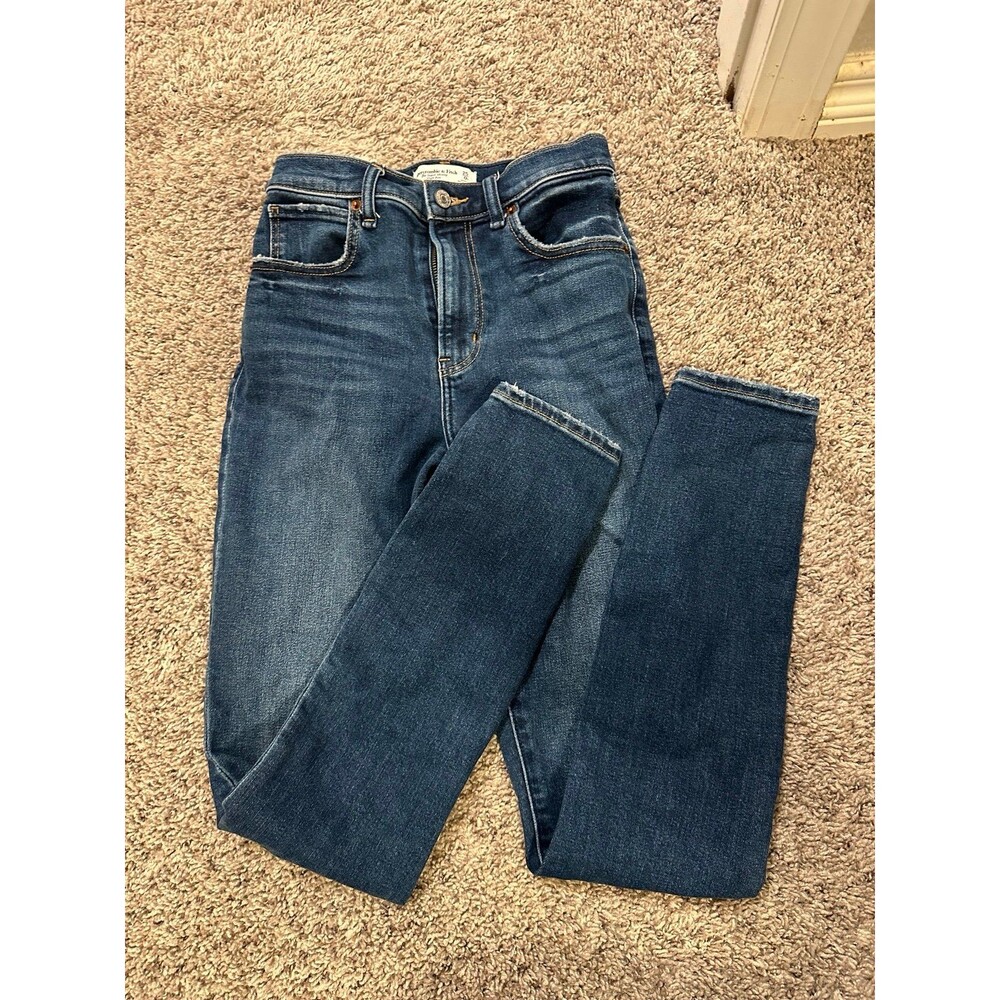 Jeans - Picture 7 of 8